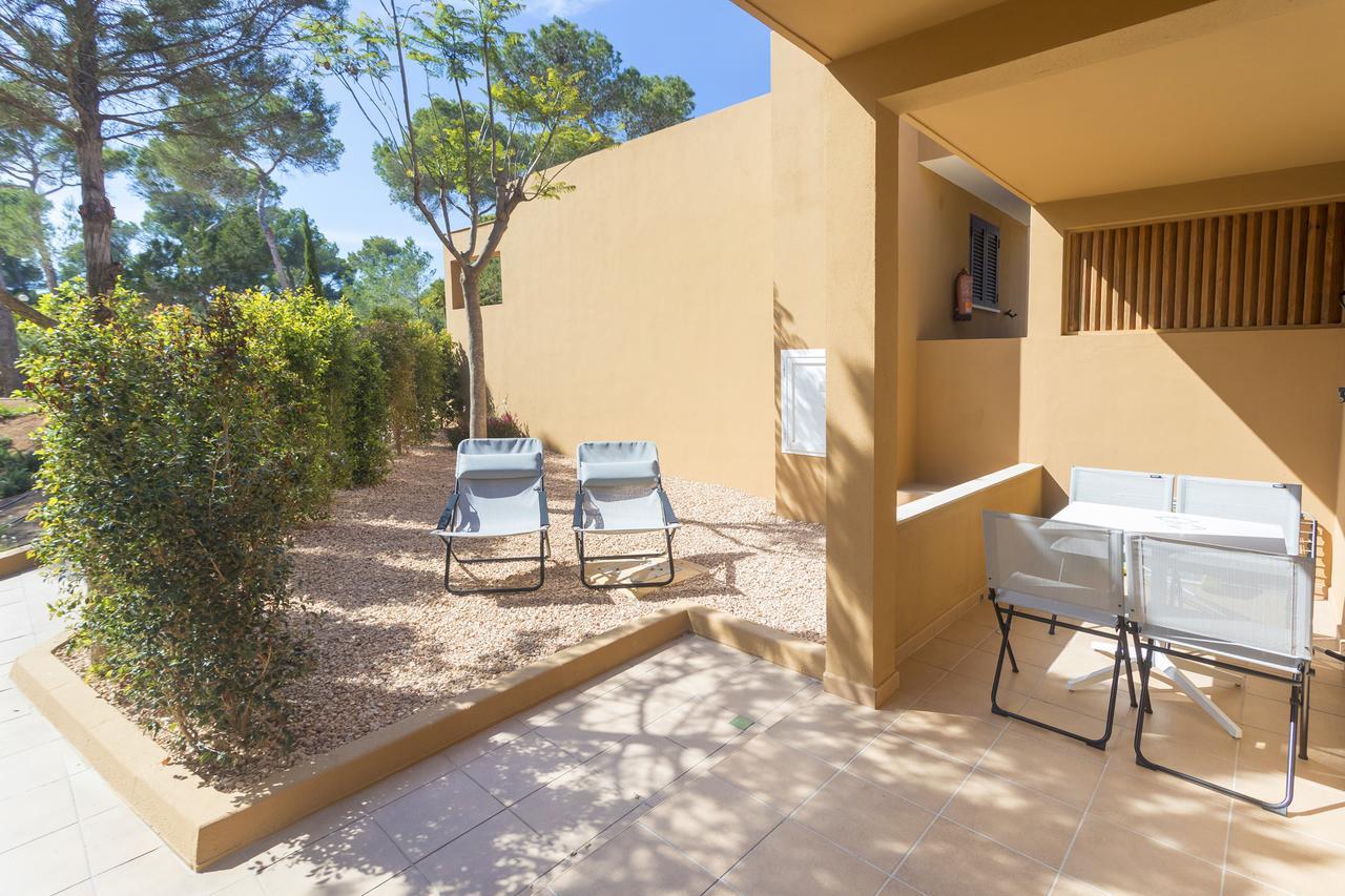 Ses Eufabietes Apartments & Restaurant Playa Migjorn Bagian luar foto